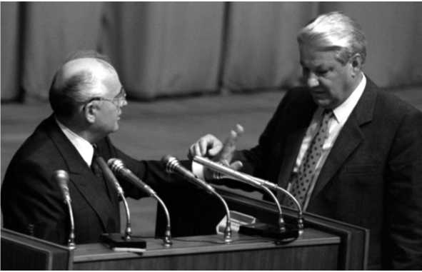 Иллюстрация к книге — Шпионский арсенал. История оперативной техники спецслужб [image150.jpg]