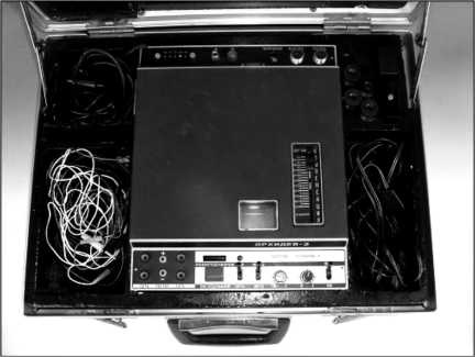 Иллюстрация к книге — Шпионский арсенал. История оперативной техники спецслужб [image162.jpg]