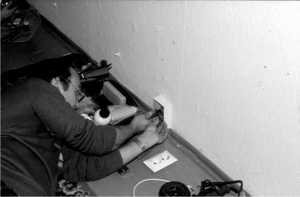 Иллюстрация к книге — Шпионский арсенал. История оперативной техники спецслужб [image183.jpg]