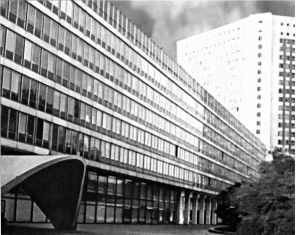 Иллюстрация к книге — Шпионский арсенал. История оперативной техники спецслужб [image3.jpg]