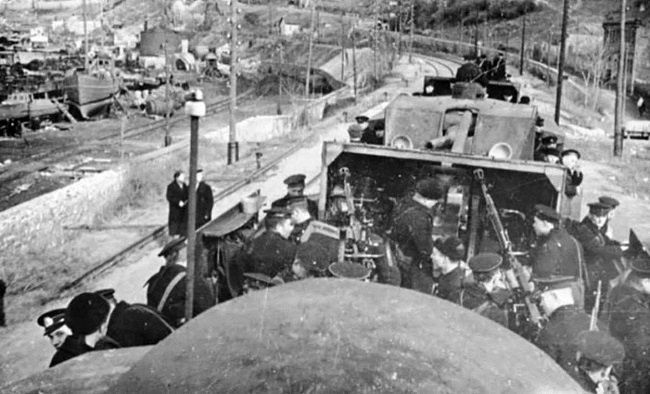 Иллюстрация к книге — Первый штурм Севастополя. Ноябрь 41-го [i_040.jpg]