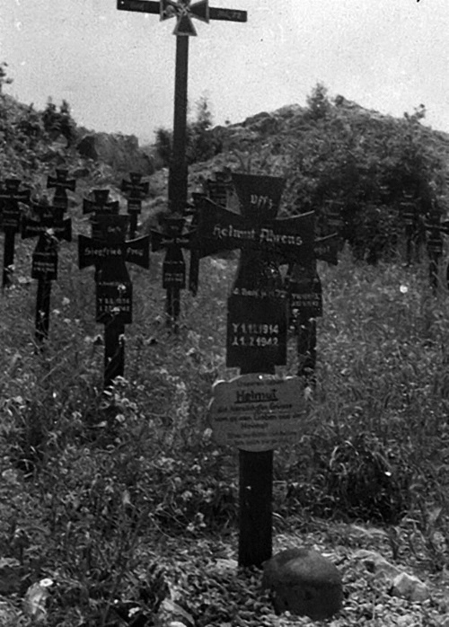 Иллюстрация к книге — Первый штурм Севастополя. Ноябрь 41-го [i_054.jpg]