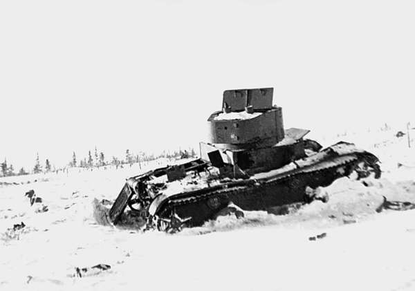 Иллюстрация к книге — Зимняя война: «Ломят танки широкие просеки» [block_001320_page_055_image_0001.jpg]