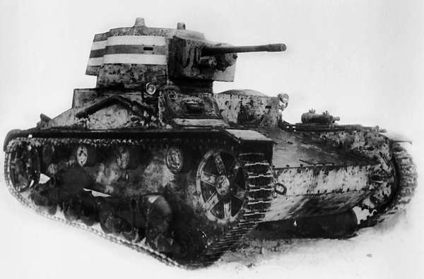 Иллюстрация к книге — Зимняя война: «Ломят танки широкие просеки» [block_001320_page_070_image_0002.jpg]