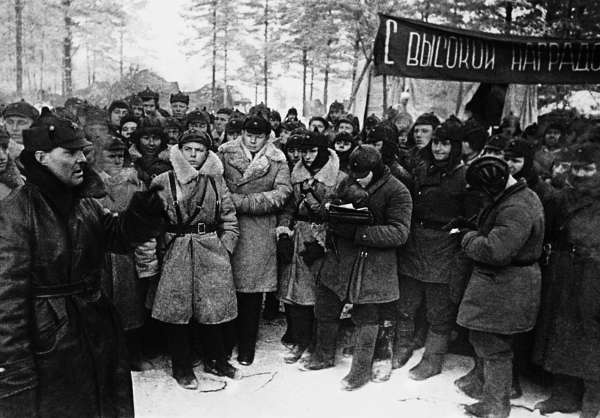 Иллюстрация к книге — Зимняя война: «Ломят танки широкие просеки» [block_001320_page_175_image_0001.jpg]