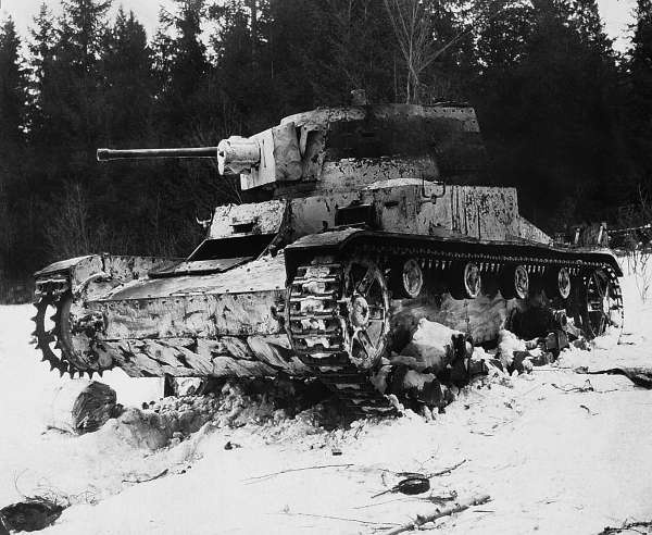 Иллюстрация к книге — Зимняя война: «Ломят танки широкие просеки» [block_001320_page_186_image_0001.jpg]