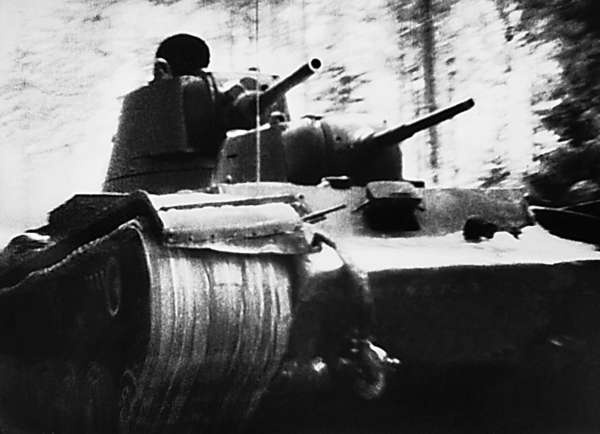 Иллюстрация к книге — Зимняя война: «Ломят танки широкие просеки» [block_001320_page_257_image_0001.jpg]