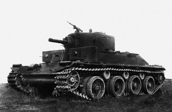 Иллюстрация к книге — Зимняя война: «Ломят танки широкие просеки» [block_001320_page_271_image_0001.jpg]