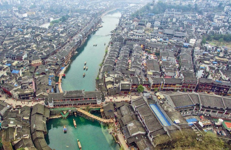 Иллюстрация к книге — Белый медведь в стране драконов [_184.jpg]