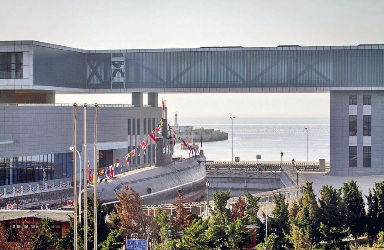 Иллюстрация к книге — Белый медведь в стране драконов [_222.jpg]