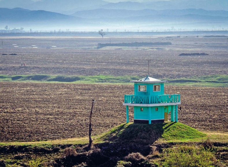 Иллюстрация к книге — Белый медведь в стране драконов [_237.jpg]