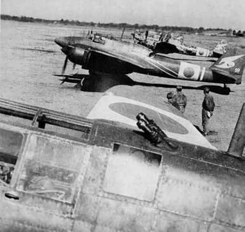 Иллюстрация к книге — Военная авиация Второй мировой войны [i_109.jpg]