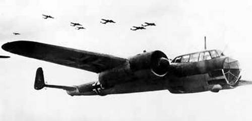 Иллюстрация к книге — Военная авиация Второй мировой войны [i_200.jpg]