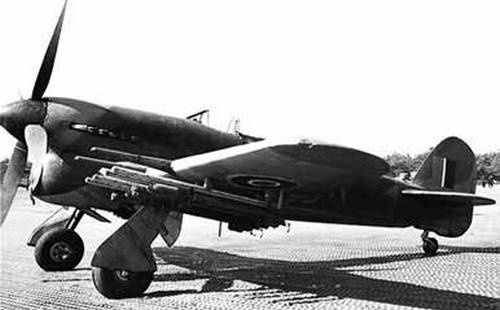 Иллюстрация к книге — Военная авиация Второй мировой войны [i_280.jpg]