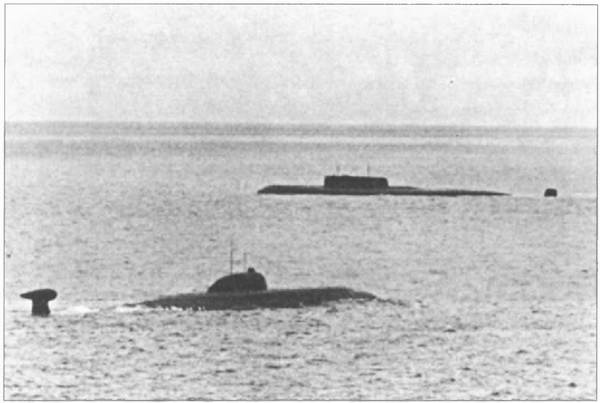 Иллюстрация к книге — Военно-морской шпионаж. История противостояния [i_018.jpg]