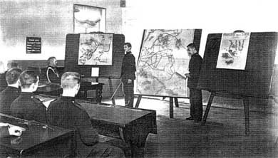 Иллюстрация к книге — Российские юнкера. 1864-1917 гг. История военных училищ [i_008.jpg]