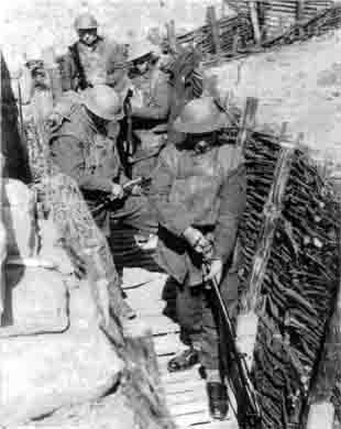 Иллюстрация к книге — Британская армия. 1939-1945. Северо-Западная Европа [i_003.jpg]