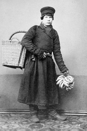 Иллюстрация к книге — Рестораны, трактиры, чайные. Из истории общественного питания в Петербурге. XVIII - начало XX века [i_008.jpg]