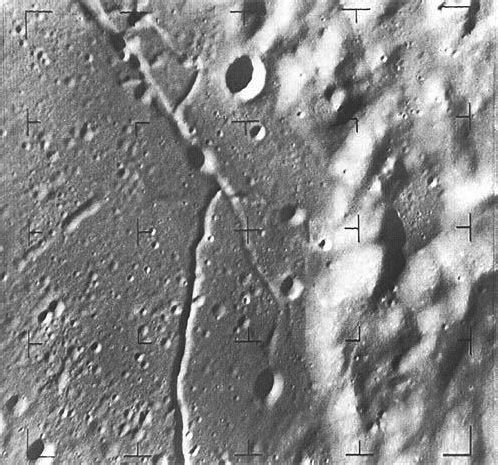 Иллюстрация к книге — Секреты американской космонавтики [i_056.jpg]