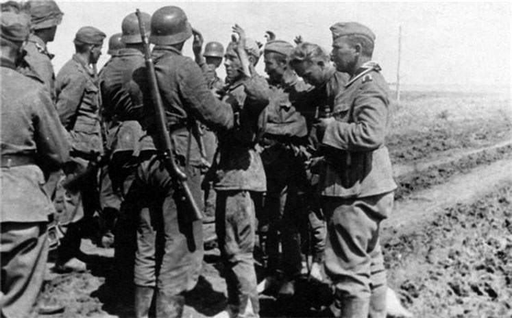 Иллюстрация к книге — Вторжение. 22 июня 1941 года [_109.jpg]