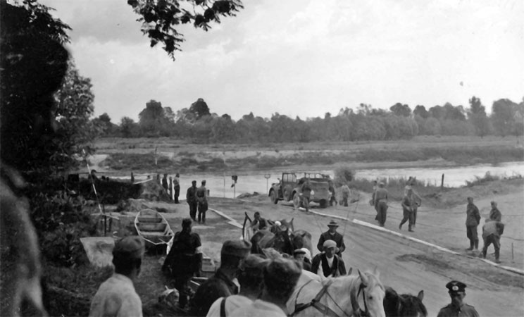 Иллюстрация к книге — Вторжение. 22 июня 1941 года [_143.jpg]