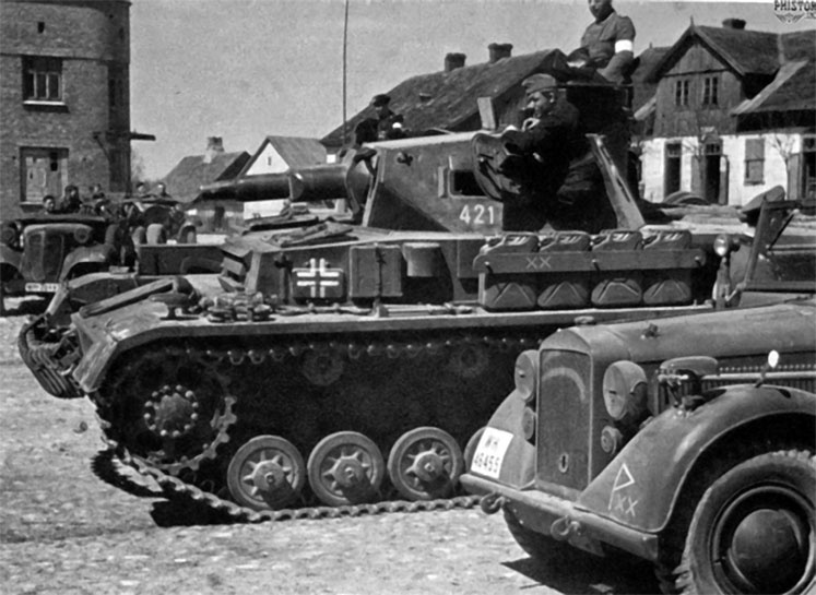 Иллюстрация к книге — Вторжение. 22 июня 1941 года [_18.jpg]