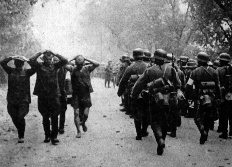 Иллюстрация к книге — Вторжение. 22 июня 1941 года [_27.jpg]