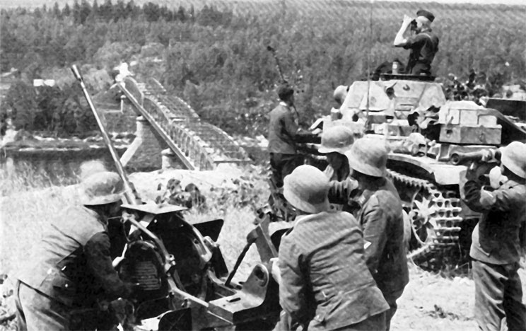 Иллюстрация к книге — Вторжение. 22 июня 1941 года [_44.jpg]