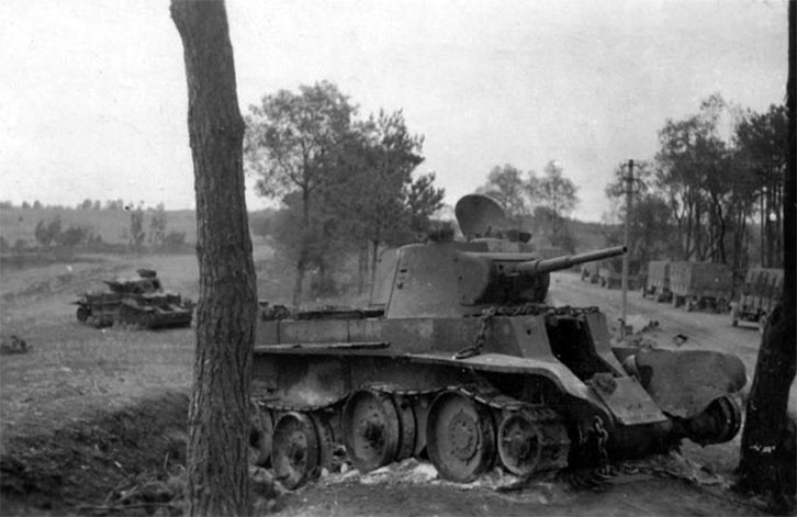 Иллюстрация к книге — Вторжение. 22 июня 1941 года [_52.jpg]