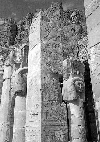 Иллюстрация к книге — Древний Египет. Женщины-фараоны [i_033.jpg]