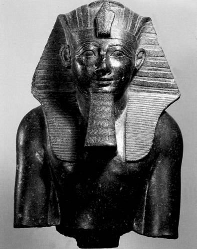 Иллюстрация к книге — Древний Египет. Женщины-фараоны [i_041.jpg]