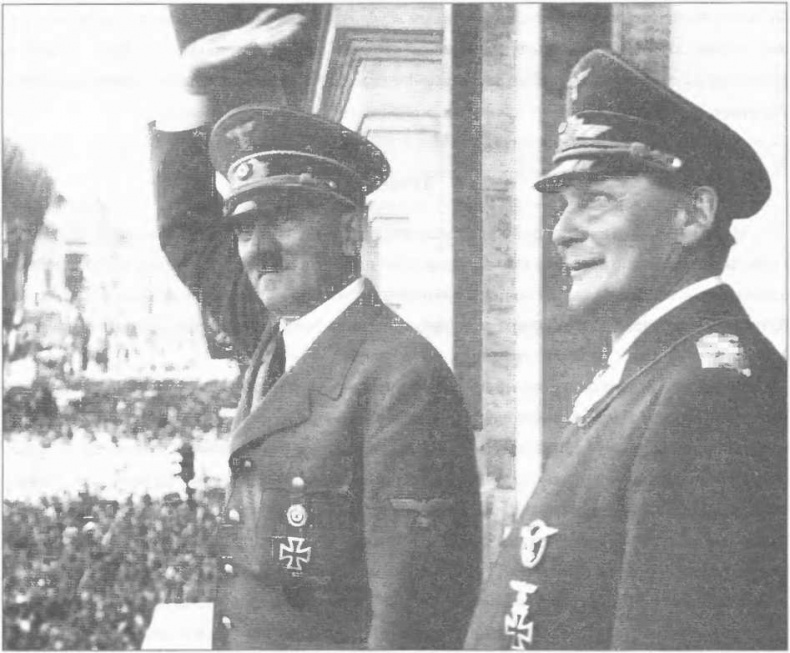 Иллюстрация к книге — Оккультные тайны Третьего рейха. Темные силы, освобожденные нацистами [i_031.jpg]