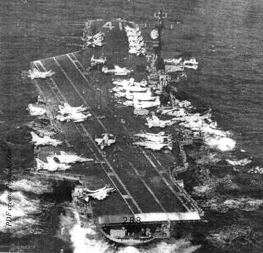 Иллюстрация к книге — Авианосцы, том [pic_91.jpg]