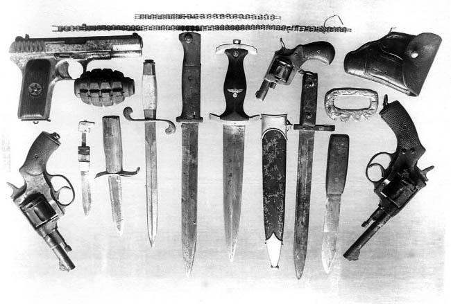 Иллюстрация к книге — Уголовный розыск. Петроград - Ленинград - Петербург [img_id048.jpg]