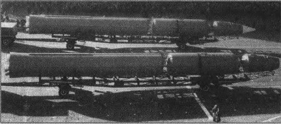 Иллюстрация к книге — Звездные войны: Американская Республика против Советской Империи [_14.jpg]