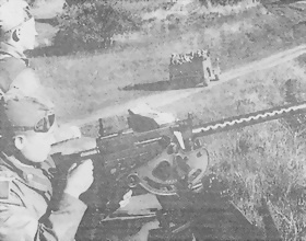 Иллюстрация к книге — Пулеметы России. Шквальный огонь [i_082.jpg]