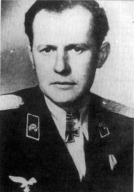 Иллюстрация к книге — Дивизия "Герман Геринг" [i_015.jpg]