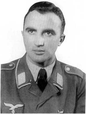 Иллюстрация к книге — Дивизия "Герман Геринг" [i_023.jpg]