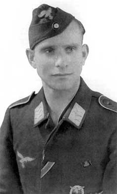 Иллюстрация к книге — Дивизия "Герман Геринг" [i_024.jpg]