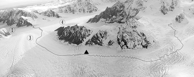 Иллюстрация к книге — Фредерик Кук на вершине континента. Возвращаем Мак-Кинли великому американцу [i_092.jpg]