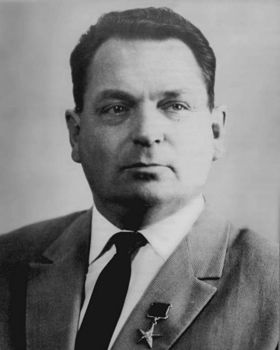 Иллюстрация к книге — Путь к звездам. Из истории советской космонавтики [i_006.jpg]