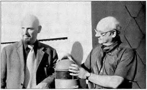 Иллюстрация к книге — Тайная жизнь сатаниста. Авторизованная биография Антона ЛаВея [i_022.jpg]