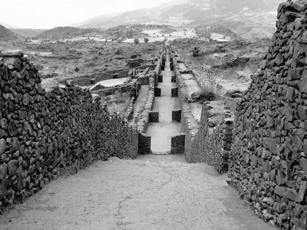 Иллюстрация к книге — Империя инков [i_010.jpg]