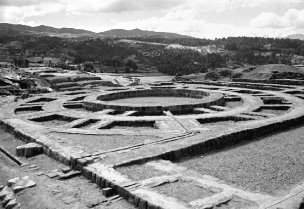 Иллюстрация к книге — Империя инков [i_012.jpg]