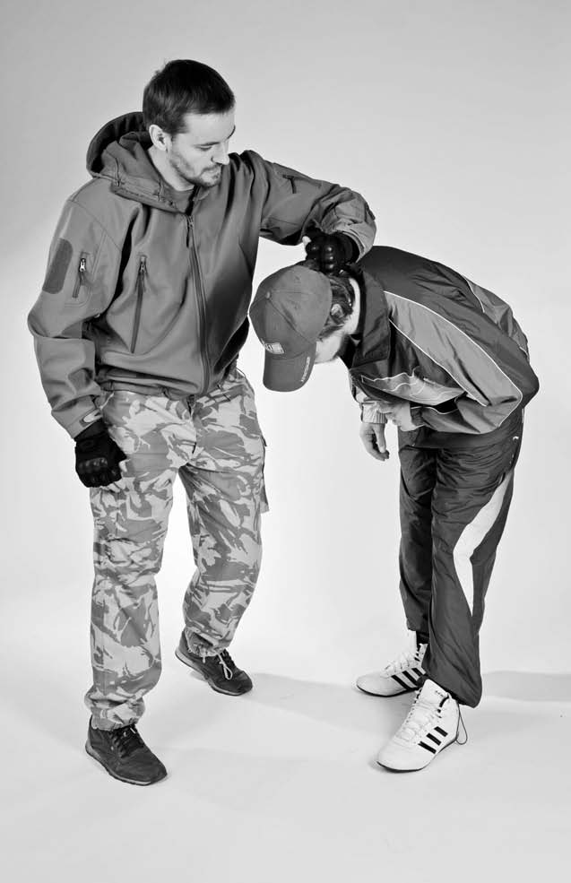 Иллюстрация к книге — Самозащита без оружия. Как победить в драке на улице, не владея боевыми искусствами [i_020.jpg]