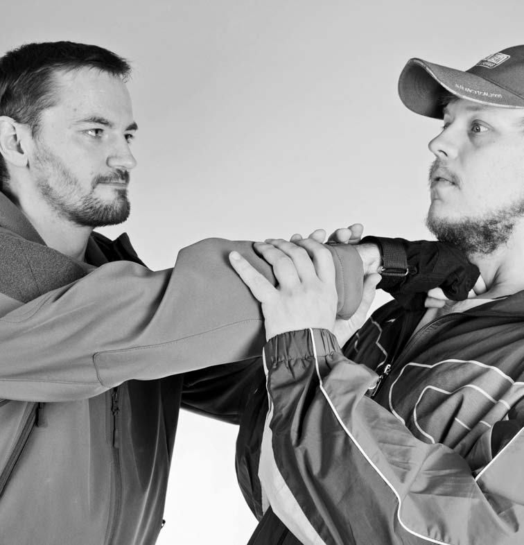 Иллюстрация к книге — Самозащита без оружия. Как победить в драке на улице, не владея боевыми искусствами [i_084.jpg]