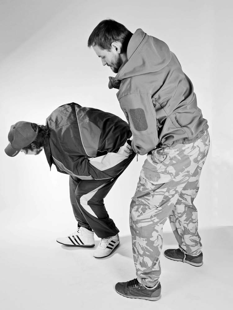 Иллюстрация к книге — Самозащита без оружия. Как победить в драке на улице, не владея боевыми искусствами [i_104.jpg]