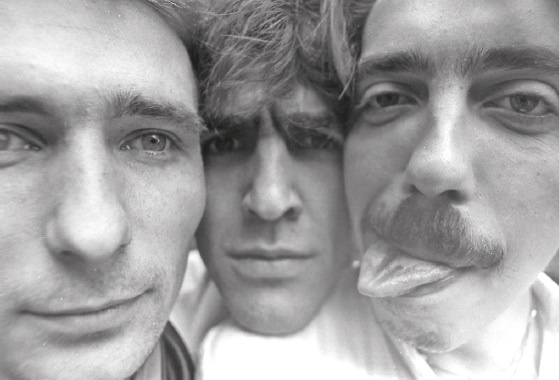 Иллюстрация к книге — Наутилус Помпилиус. Мы вошли в эту воду однажды [i_030.jpg]