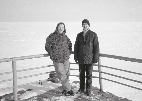 Иллюстрация к книге — Наутилус Помпилиус. Мы вошли в эту воду однажды [i_098.jpg]