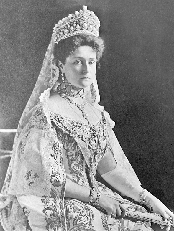 Иллюстрация к книге — Быть императрицей. Повседневная жизнь на троне [i_026.jpg]